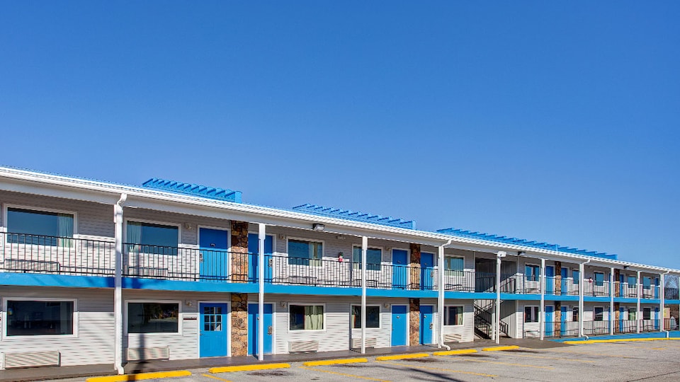 Motel 6 Branson, MO, C65616-2, Branson MO