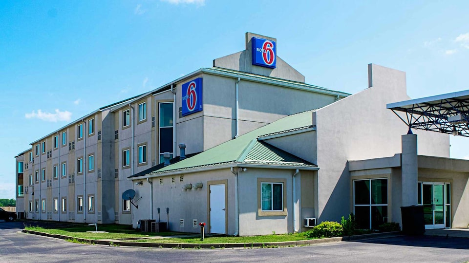 Motel 6 Seymour, IN - North, SEYMOUR, SEYMOUR