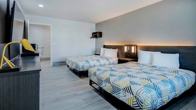 2 Queen Beds | ADA/RI Shower/Non-Smoking