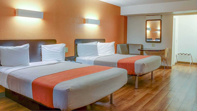 2 QUEEN BEDS | NON-SMOKING