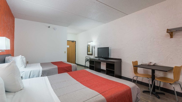 2 Full Beds | Non-Smoking