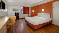 Motel 6 Lakeville, MN - South - Lakeville