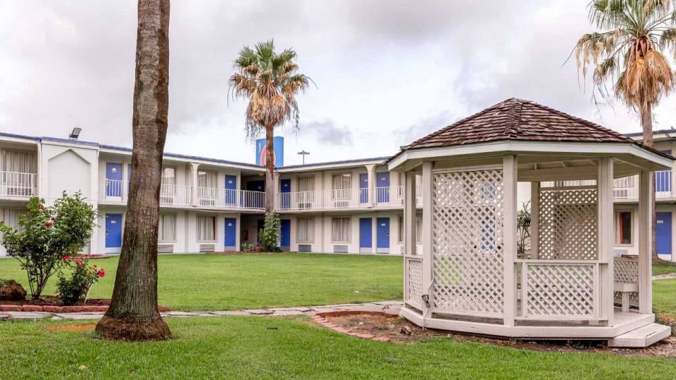 Motel 6 Houston, TX - East, C77013, Houston
