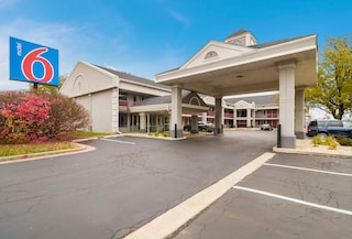 Motel 6 Alsip, IL