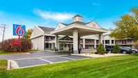 Motel 6 Alsip, IL
