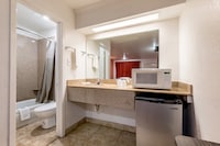 Motel 6 San Antonio, TX - Frost Bank Center