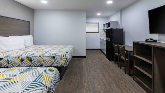 2 Queen Beds | Non-Smoking, Kitchen