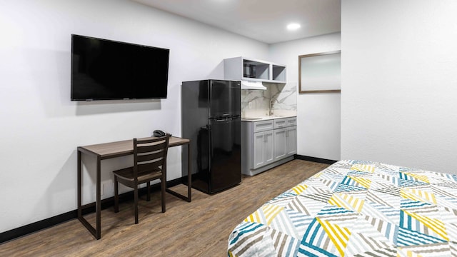 1 Queen Bed | Non-Smoking, Kitchen