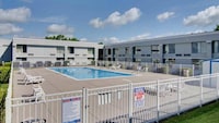 Motel 6 Clarion, PA