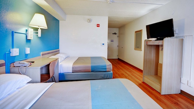 2 Full Beds | Mobility Accessible Tub Nsmk