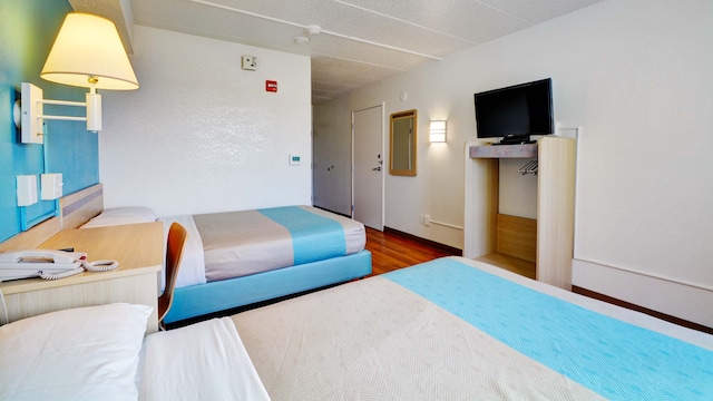 2 Full Beds | Mobil Access Tub Nsmk Micfridg