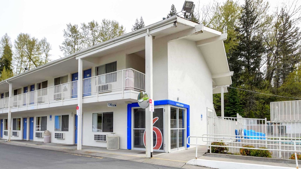 Motel 6 Kelso, WA - Mt. St. Helens, Kelso WA, Kelso WA
