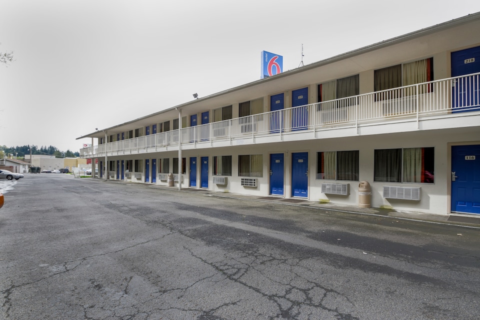 Motel 6 Kelso, WA - Mt. St. Helens, Kelso WA, Kelso WA