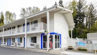 Motel 6 Kelso, WA - Mt. St. Helens