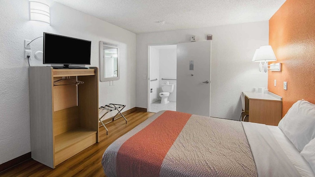 1 Full Bed | ADA/RI Shower, Non-Smoking