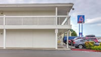 Motel 6 Medford, OR - North
