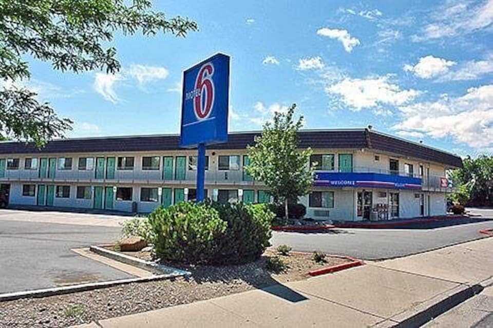 Motel 6 Reno, NV - Livestock, C89511, Reno