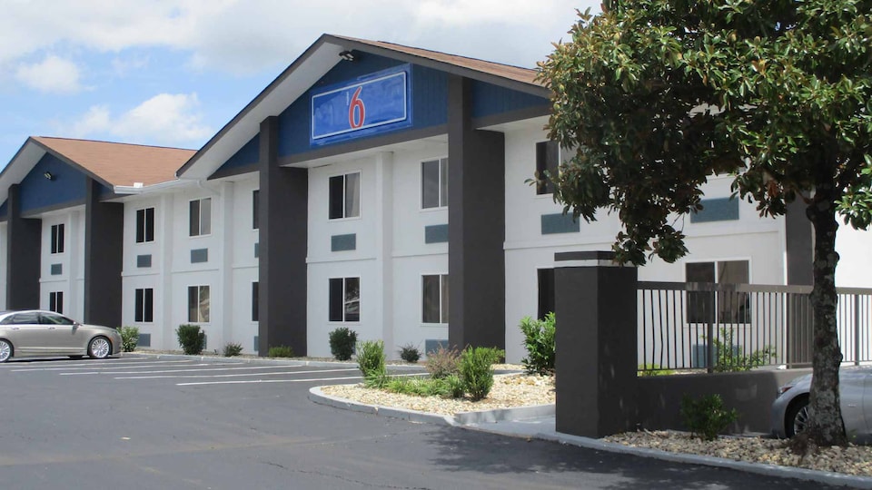 Motel 6 Chattanooga, TN - Airport, C37412, Chattanooga