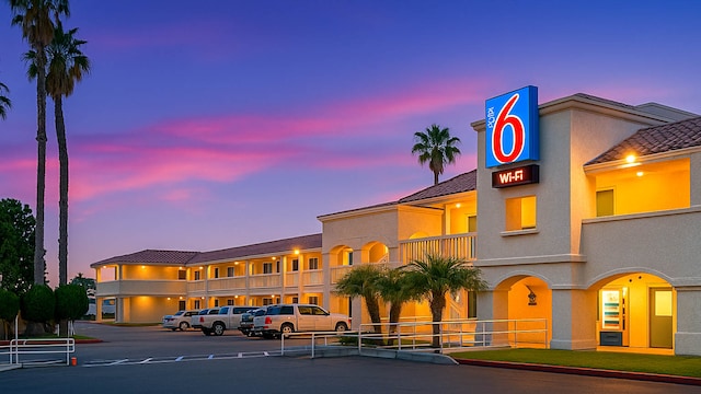 Motel 6 Carlsbad, CA Beach