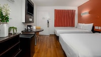 Motel 6 Carlsbad, CA Beach