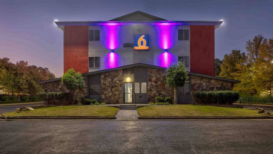 Motel 6 Little Rock, AR - South, C72209, Little Rock AR