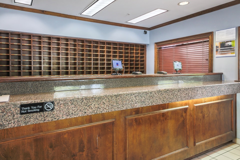 Studio 6 Extended Stay - Greensboro, NC - I-40, C27407, Greensboro