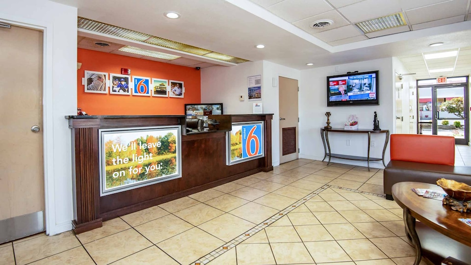 Motel 6 Kingsport, TN, KINGSPORT, KINGSPORT