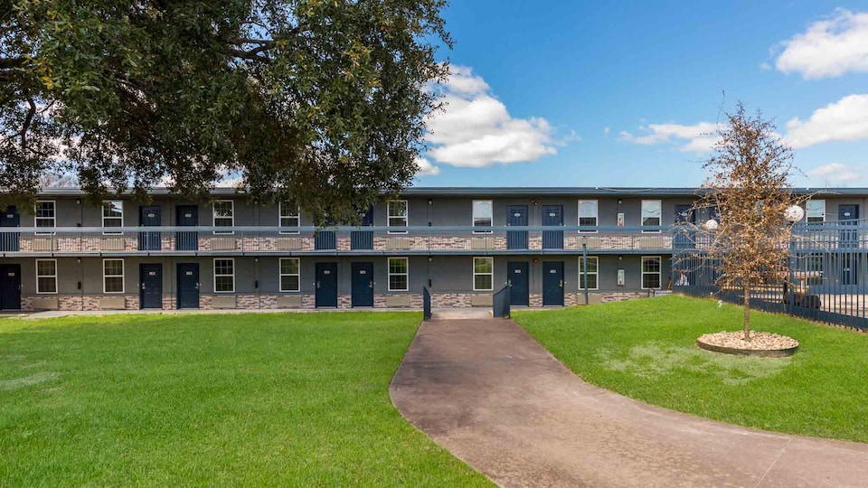 Studio 6 Temple, TX, C76504, Temple TX