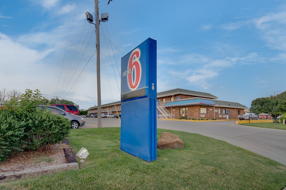 Motel 6 Salina, KS, SALINA, SALINA