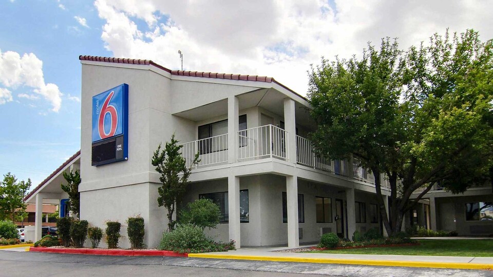 Motel6 Albuquerque, NM - Coors Road, C87013, Albuquerque NM