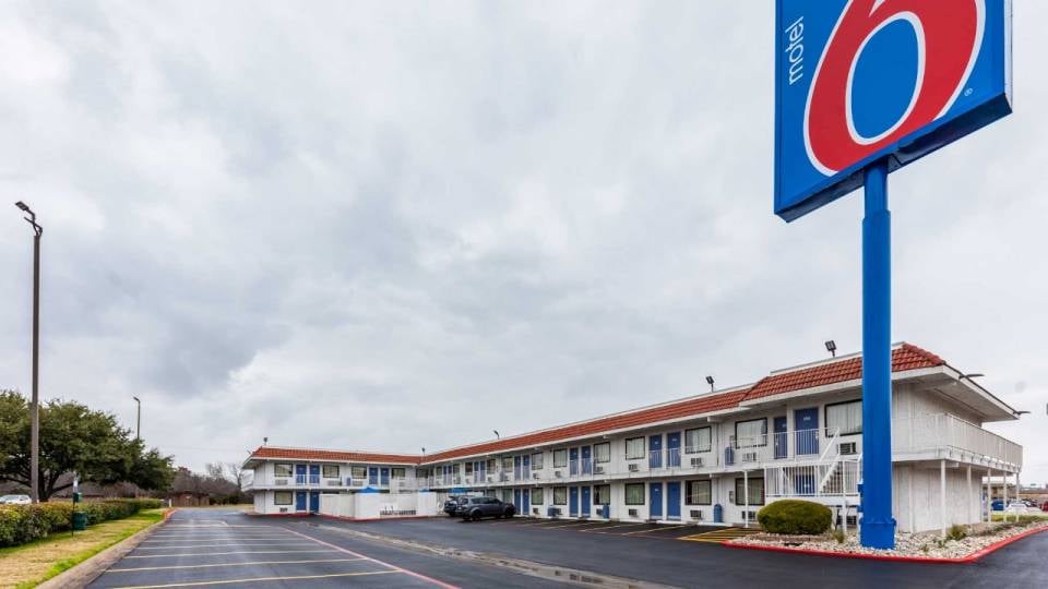 Motel 6 North Richland Hills, TX, NORTH RICHLAND HILLS, NORTH RICHLAND HILLS