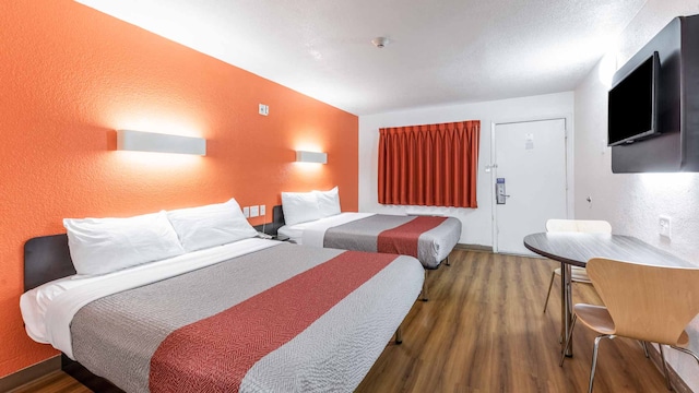 2 Queen Beds | Non-Smoking, Micfridge