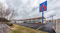 Motel 6 North Richland Hills, TX