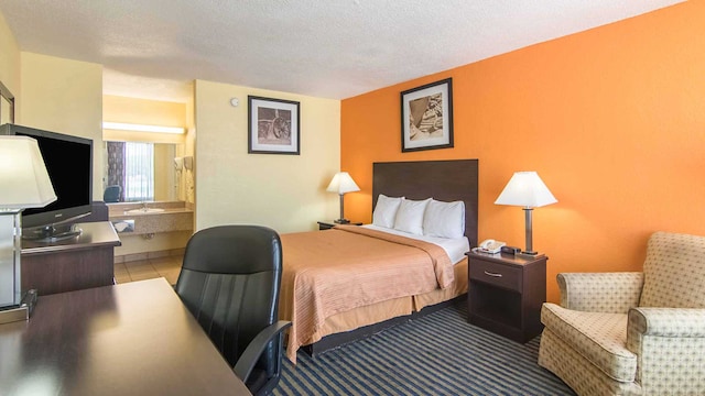 1 QUEEN BED | SMOKING, MICFRIDGE