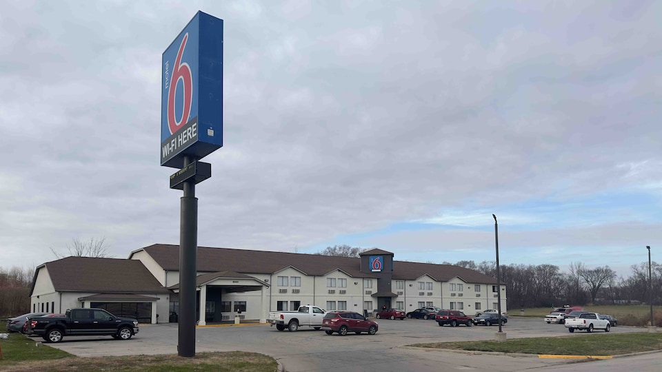 Motel 6 Waterloo, IA, WATERLOO, WATERLOO