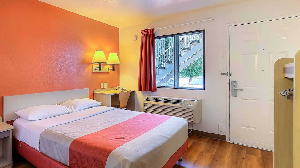 Motel 6 Pinole, CA, Pinole, Pinole