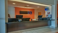 Motel 6 Biloxi, MS - Beach