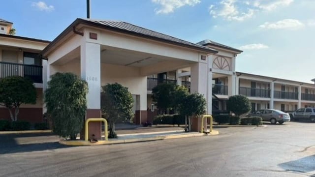 Motel 6 Laurel, MS