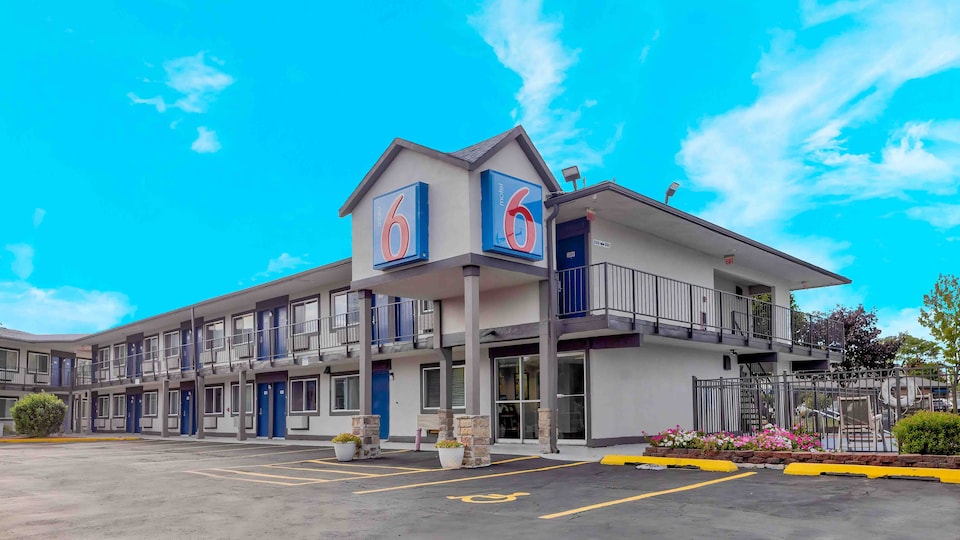 Motel 6 Oshkosh, WI, Oshkosh, Oshkosh