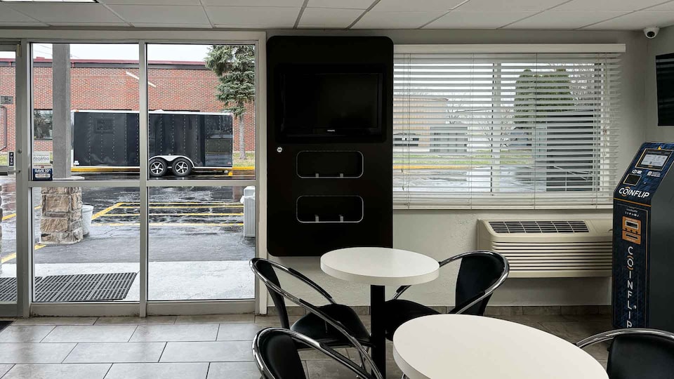 Motel 6 Oshkosh, WI, Oshkosh, Oshkosh