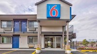 Motel 6 Oshkosh, WI