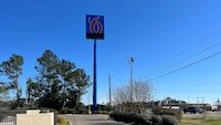 Motel 6 Hattiesburg, MS