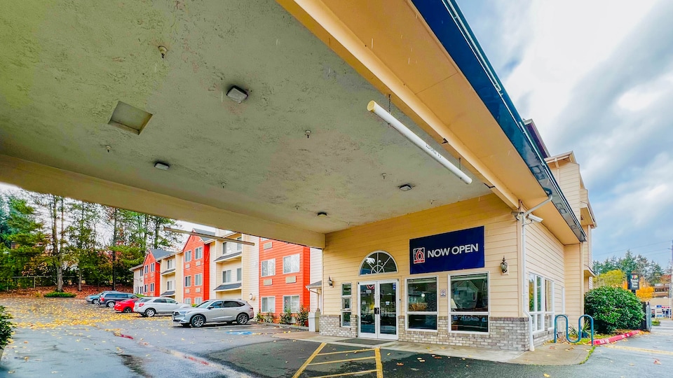 Studio 6 Suites Portland OR- I-5/OHSU, C97209, Portland OR