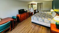 Studio 6 Suites Portland OR- I-5/OHSU