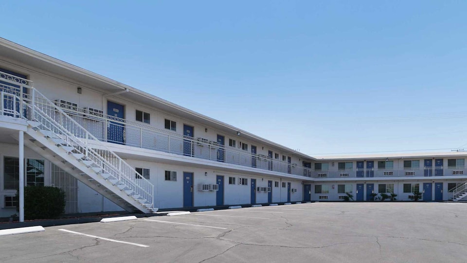 Motel 6 Barstow, CA - Route 66, Barstow_g6, Barstow