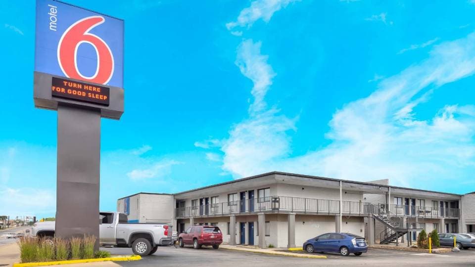 Motel 6 Villa Park, IL - Chicago West, Villa Park, Villa Park
