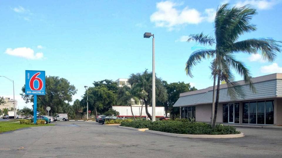Motel 6 Miami, FL – Miami International Airport, C33122, Miami
