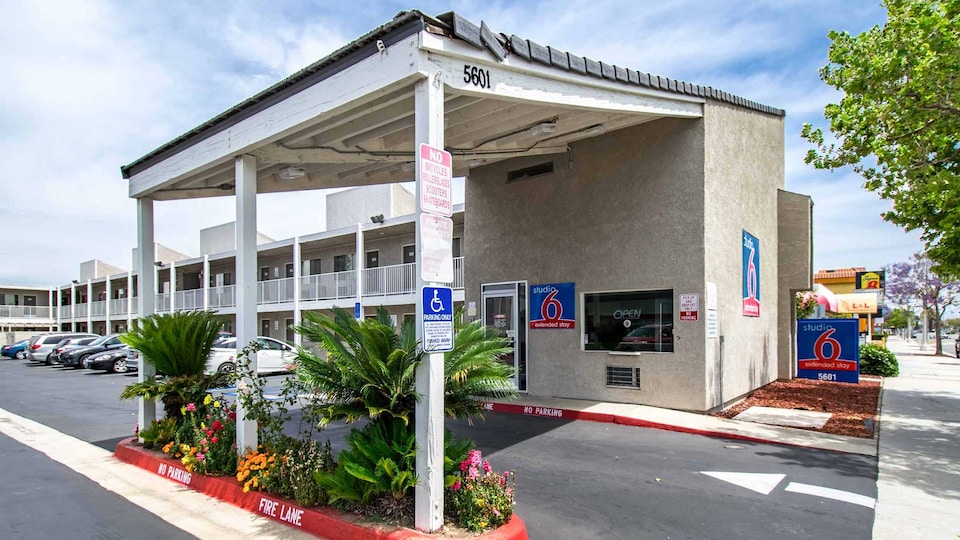 Studio 6 Cypress, CA, Cypress, Cypress