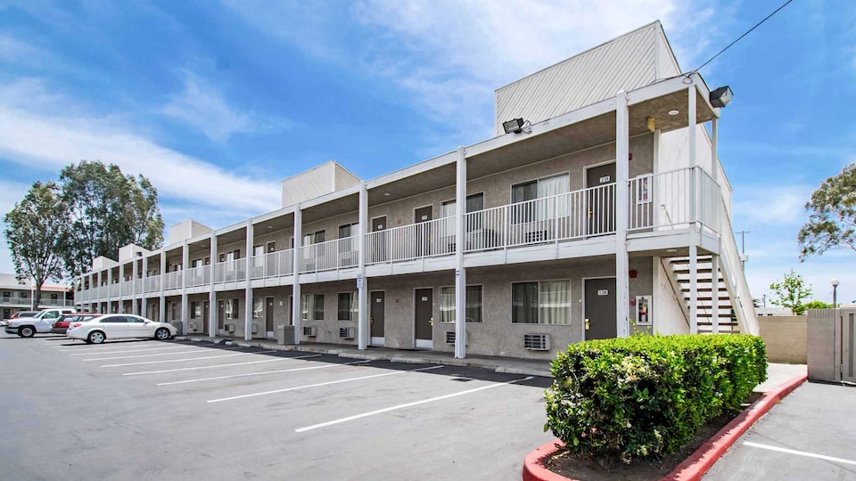 Studio 6 Cypress, CA, Cypress, Cypress