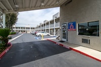 Studio 6 Cypress, CA